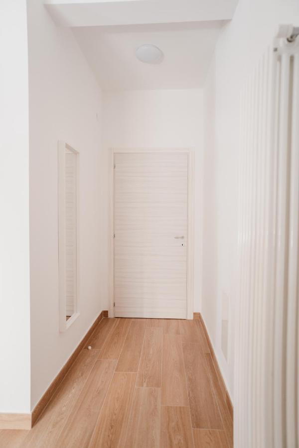 Ferienwohnung Brombeis Aurea By Casanapoletana - Town Center Neapel Exterior foto